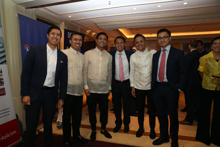 Damosa Land Inc First Vice President Ricardo Lagdameo with other developers